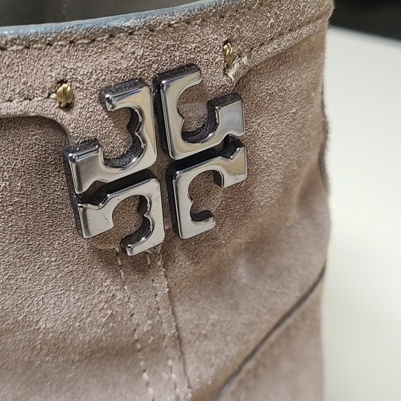 Tory Burch Eloise booties size 7 1/2 - Picture 4 of 9